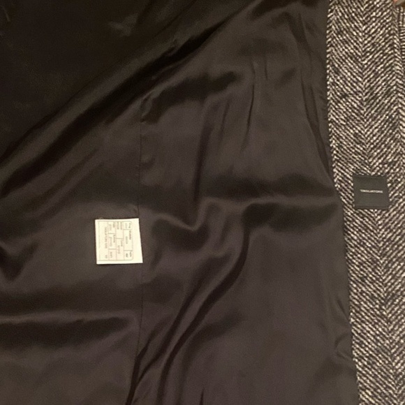 TAGLIATORE 02-05 unisex 
Coat 100% Italian Coat 
8 (US) - Black (44) - Picture 8 of 16